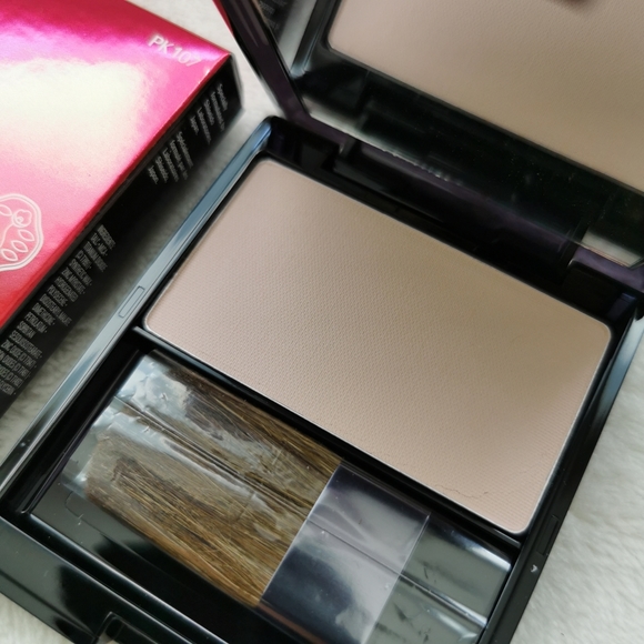 Shiseido PK107 Luminizing Satin Face Colour - Picture 3 of 5